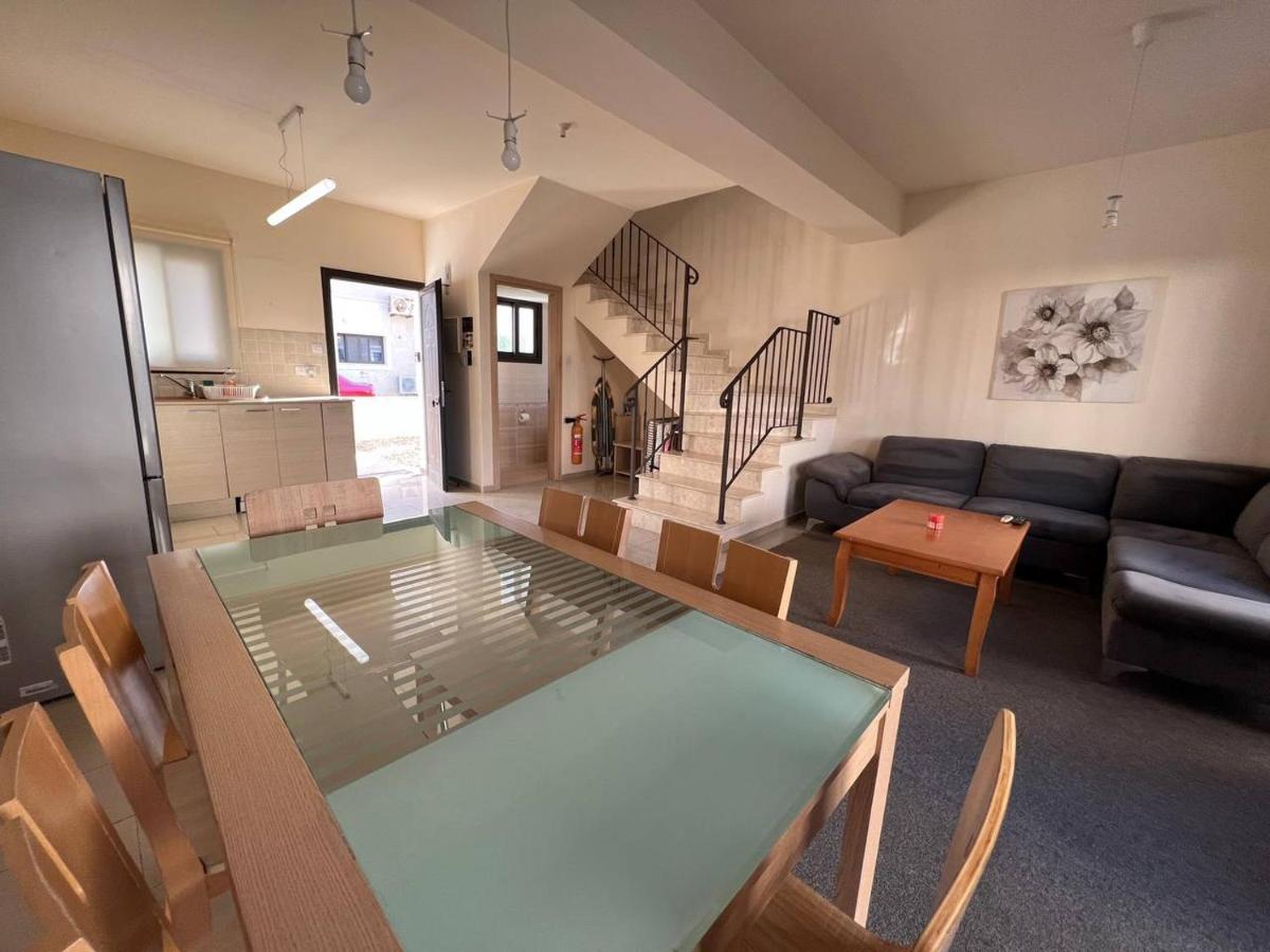 Villa Kapparis Town House à Paralímni Extérieur photo